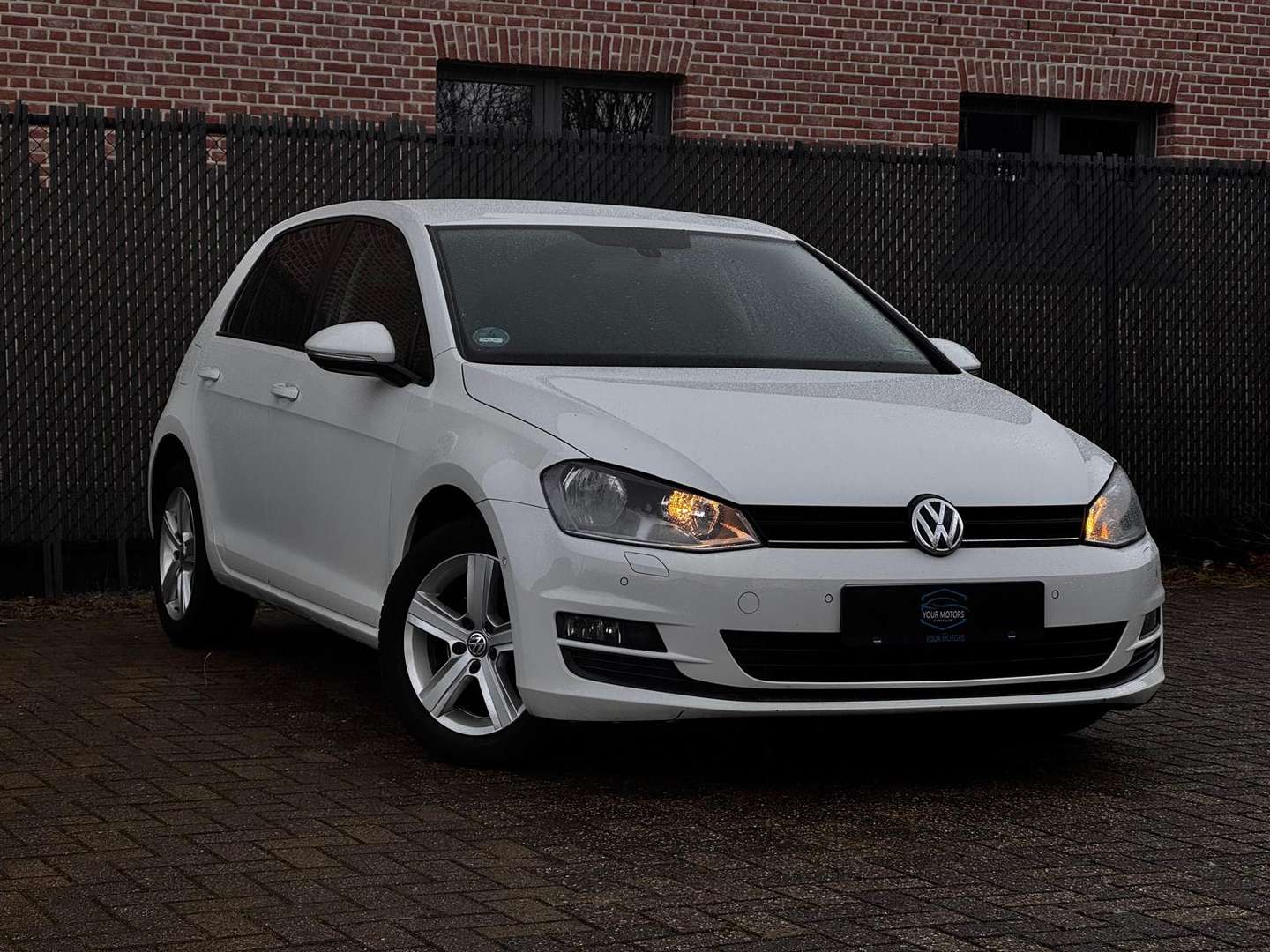 Volkswagen Golf VII Comfortline BlueMotion Tech 2013 - Foto 1 van 20
